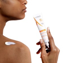 A-Derma Protect Fluido SPF 50+ Invisible